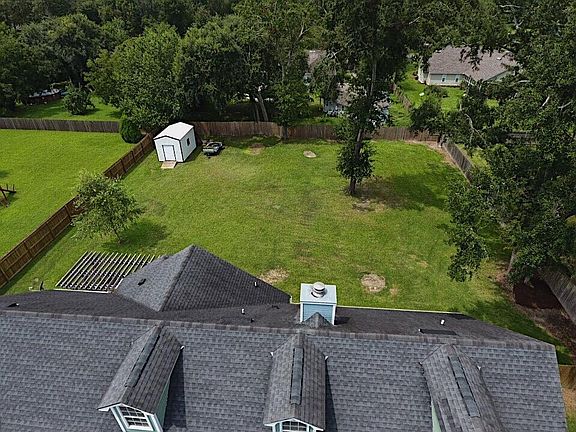4th image of 3776 Creekwood Dr