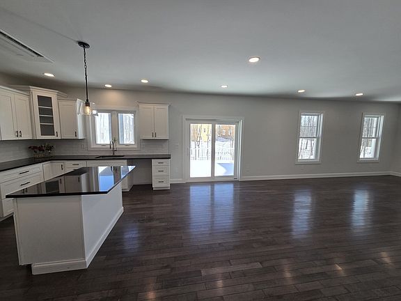 5th image of 3 Cricket Ln #3