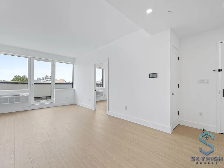 3506 Glenwood Rd #7L — Photo 8