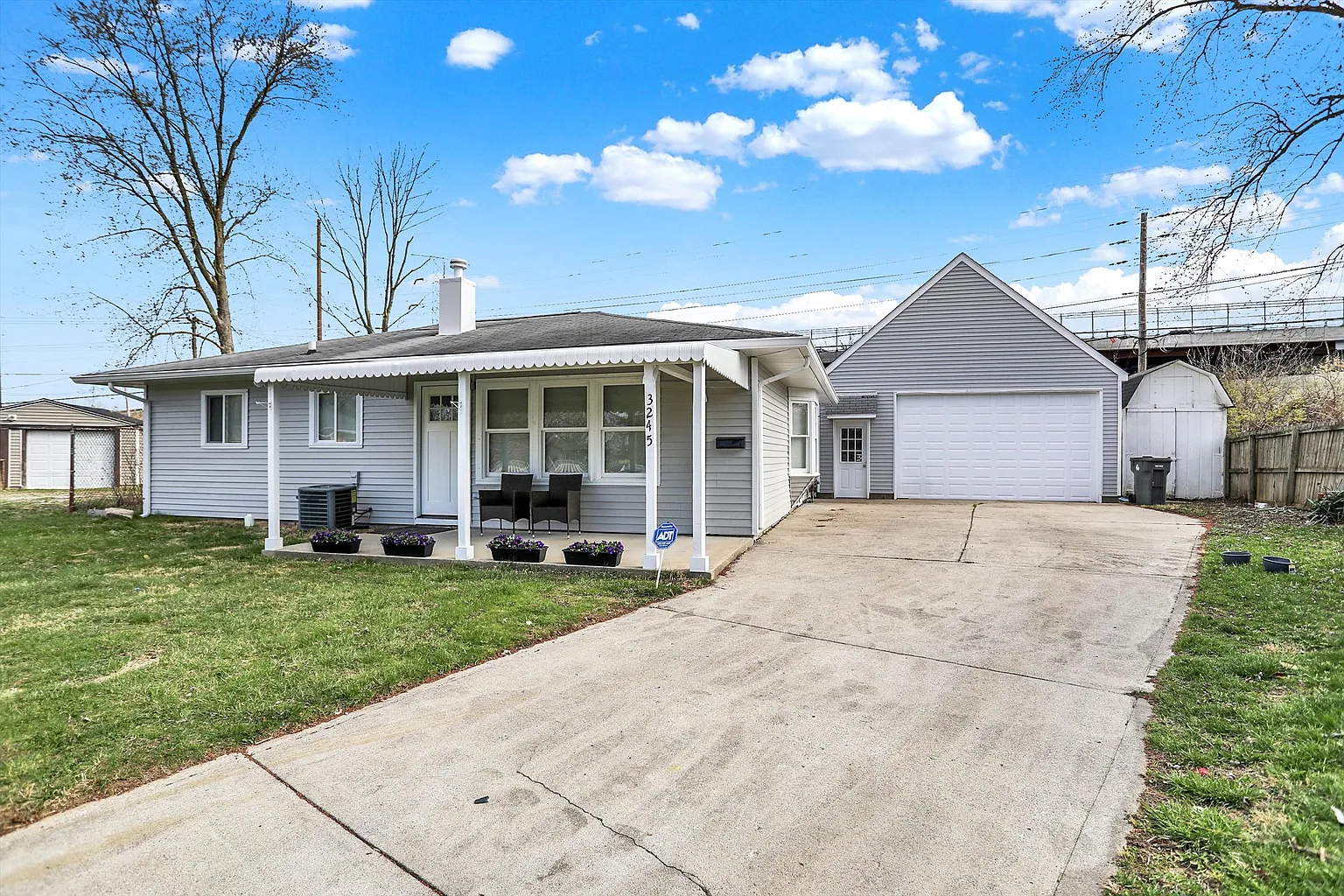 3245 Milan St photo 1