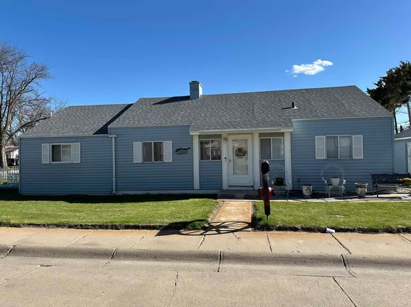 1513 N Woodlawn Ave, Lexington, NE 68850