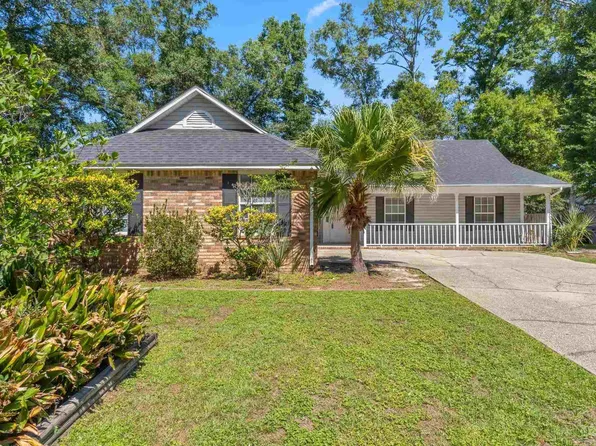 2746 Chickering Rd, Pensacola, FL 32514
