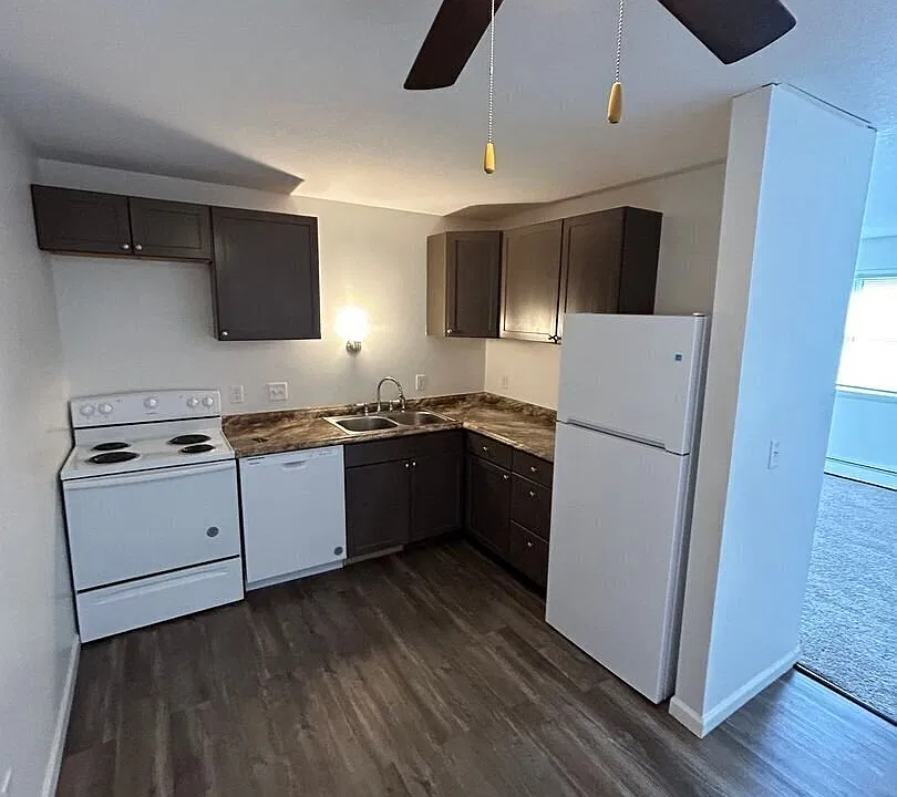3725 University Ave #5