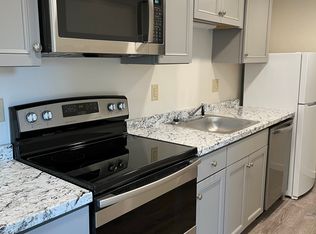 282 Middle St APT 6, Portsmouth, NH 03801