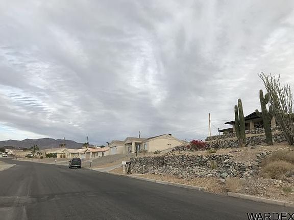 3rd image of 3580 Bluecrest Dr