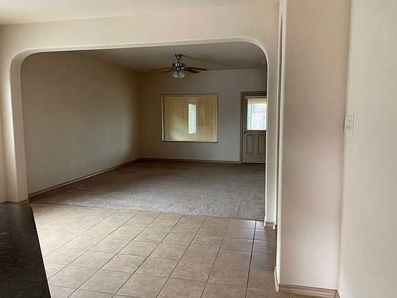 3rd image of 4716 Elkhart Dr