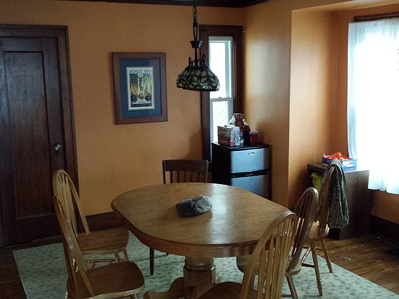 Dining Room. Door is to BR.