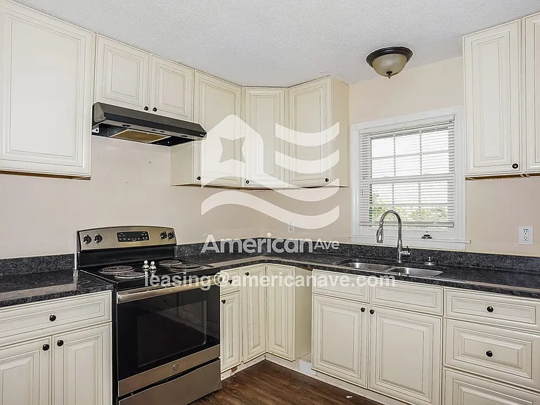 23323_007_kitchen_12799152.jpg