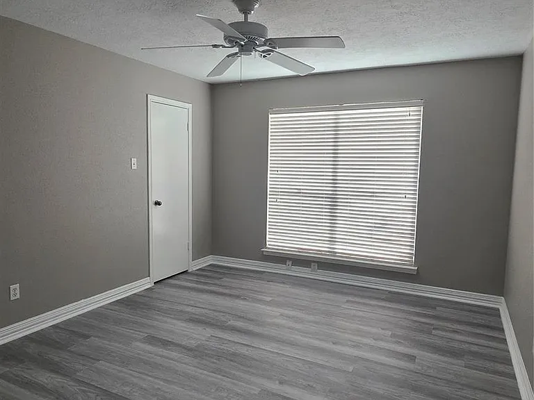 16403 Salinas Ln — Photo 15