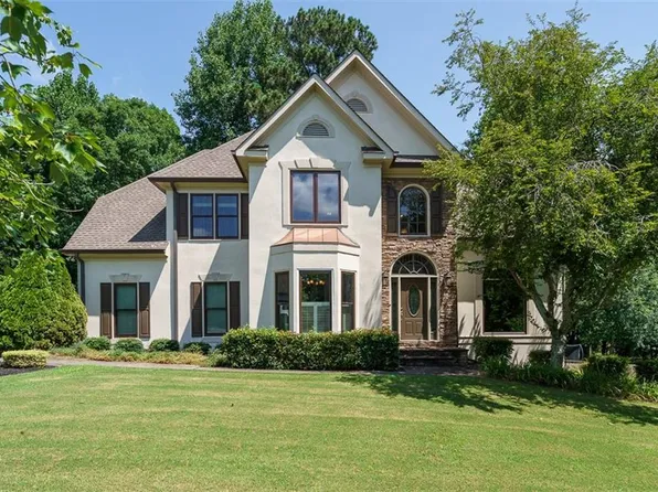 2805 Sawnee View Dr, Cumming, GA 30040