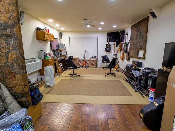 409 W Elm St, Oberlin, KS 67749