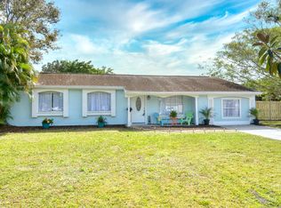 1317 SE Larose Ct, Port Saint Lucie, FL 34952