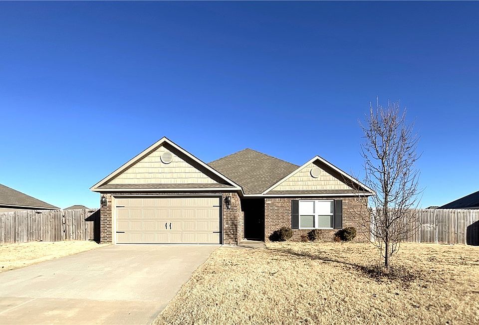 1st image of 904 Jessica Leigh St