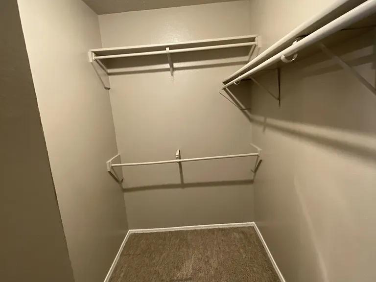 Walnut Creek Apartments — Photo 87