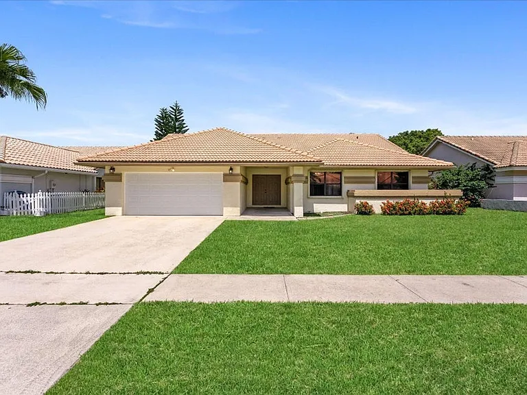 5809 Sun Pointe Cir — Photo 9