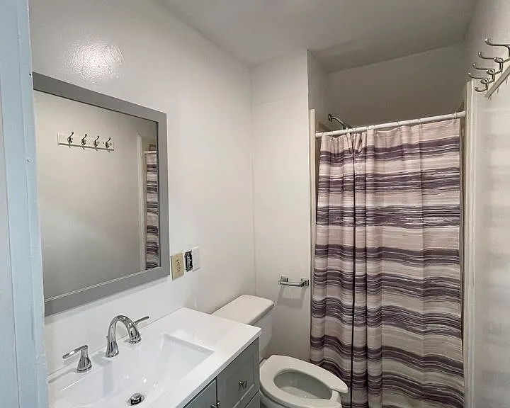 451 Vail Dr — Photo 1