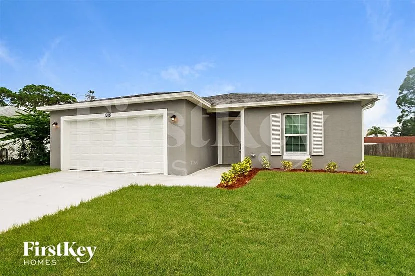 4 bed, 2.0 bath, 1833 sqft, $2,345 — Photo 2