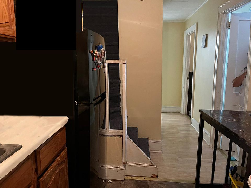 1st image of 8873 Commonwealth Blvd Floor 2