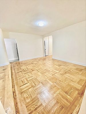 4th image of 235 E 46th St APT 2A