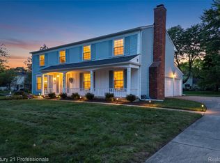 1875 Fordham Dr, Troy, MI 48098