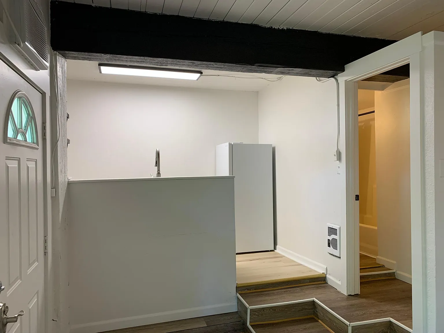 1411 E Sherman Ave — Photo 3