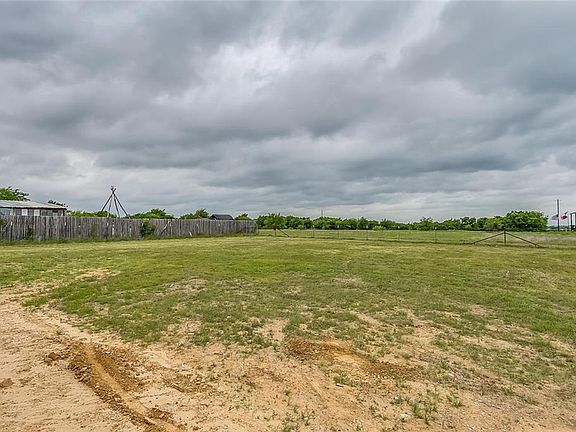 3rd image of 5712 Baron Dr