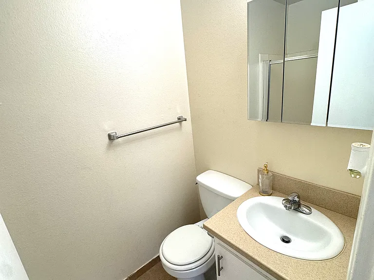 8231 Ellis Ave — Photo 17
