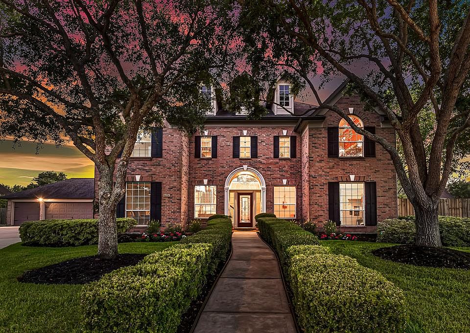 1st image of 22523 Wolfs Meadow Ln