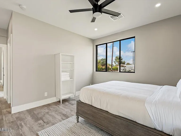 4137 E Earll Dr — Photo 38