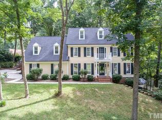 109 Countryside Ln, Cary, NC 27518