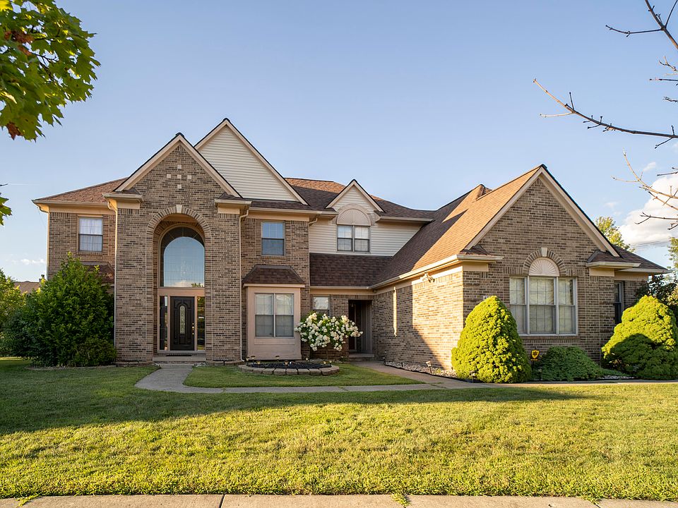 1st image of 47418 Wallingford Ct
