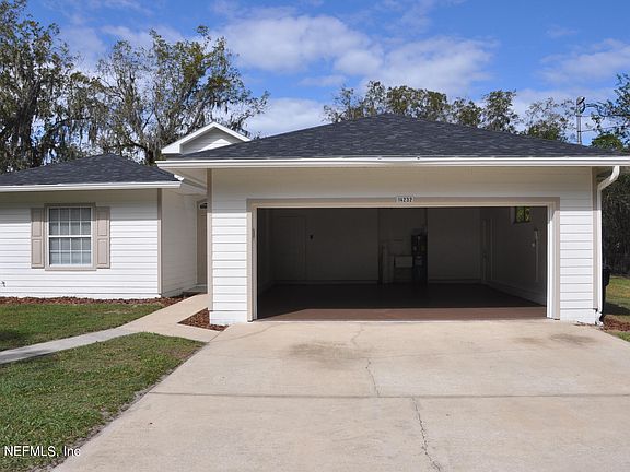 3rd image of 14232 NE 150TH Avenue