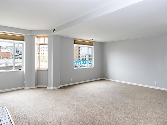 5th image of 1591 Jackson St APT 13
