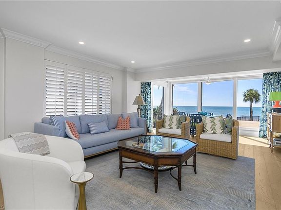 3rd image of 1717 Gulf Shore BLVD N #101
