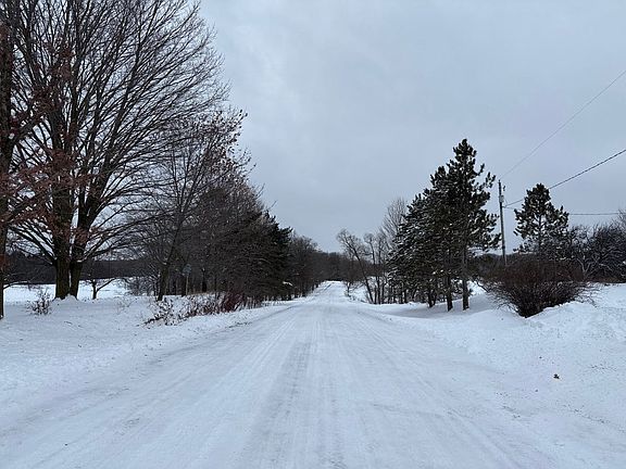 5th image of 8395 21 Mile Rd