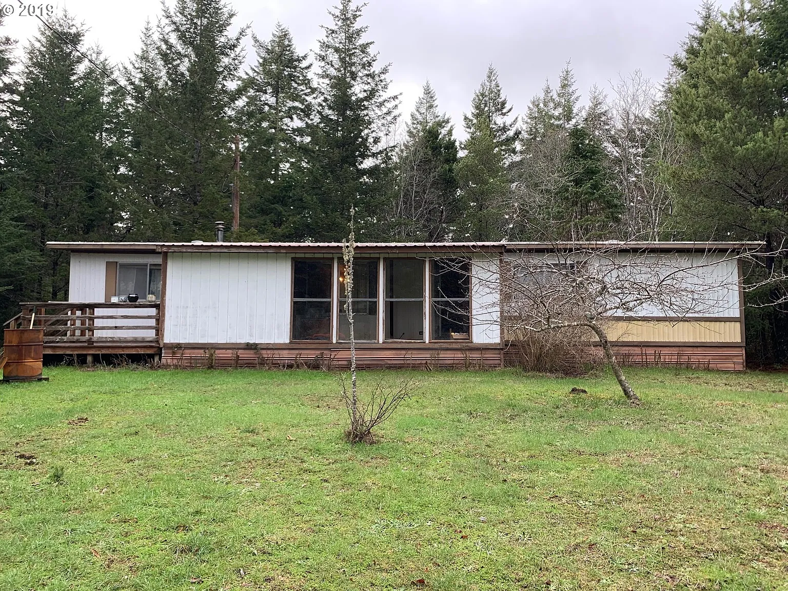 47386 Highway 101 photo 1