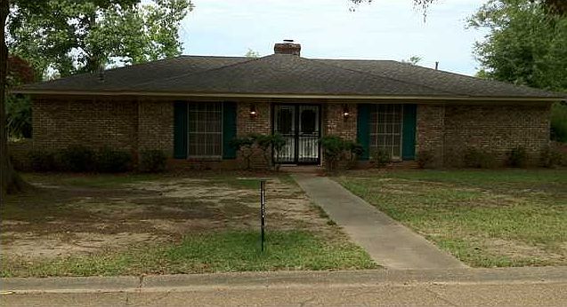1st image of 3461 Shannon Dale Dr