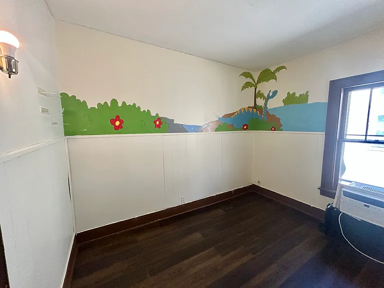429 Raspberry St #2 — Photo 6