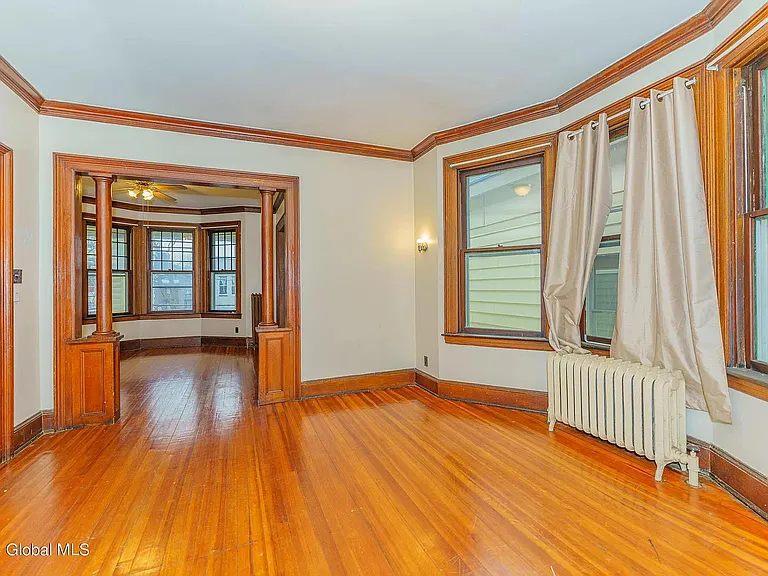 460 Hamilton St #2 — Photo 9