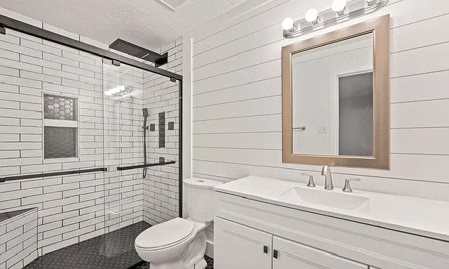 881 S 180 W — Photo 11