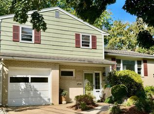 2701 Doris Dr, Wilmington, DE 19803