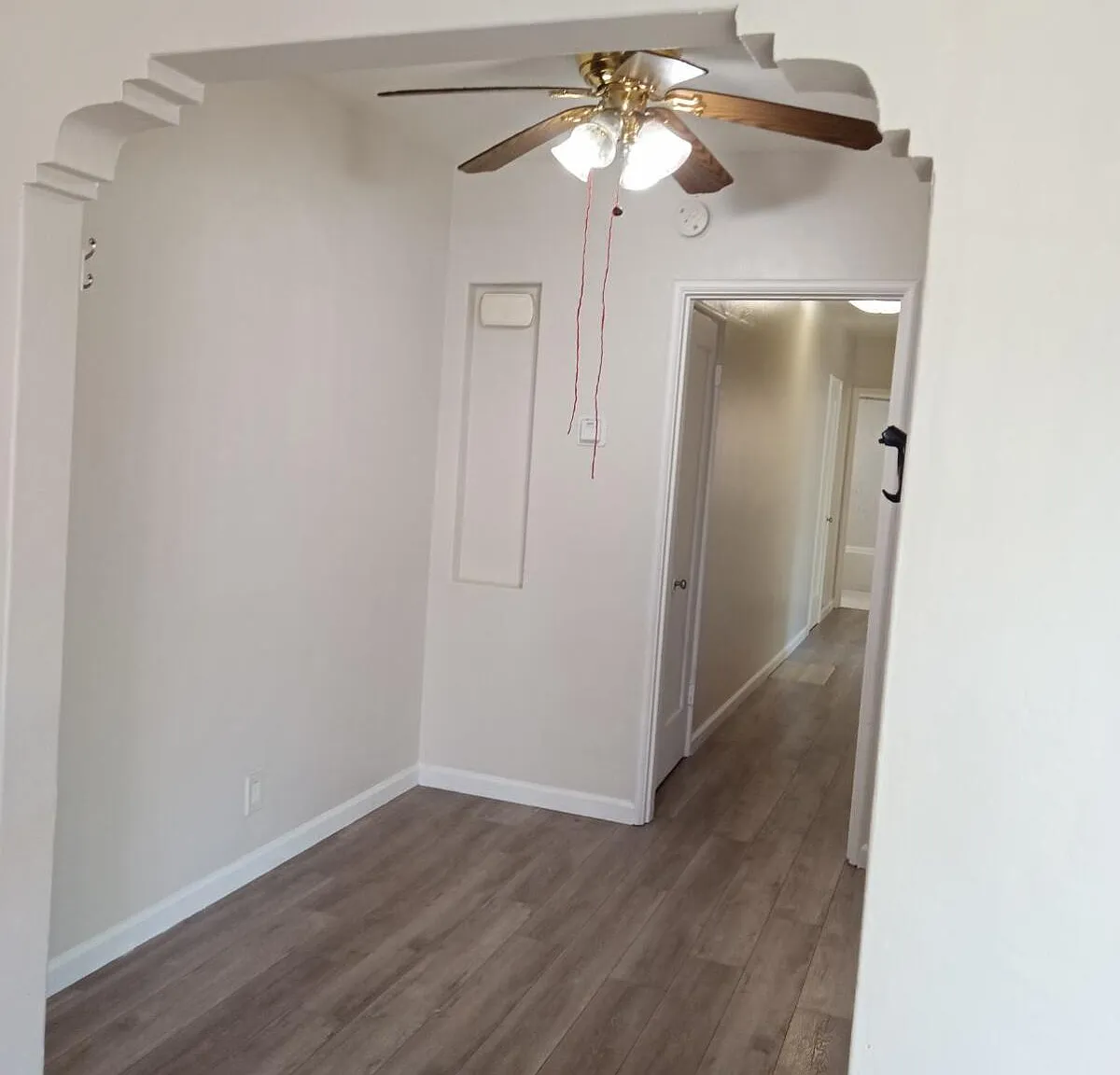 Seminary Neighbor For Rent — Photo 4