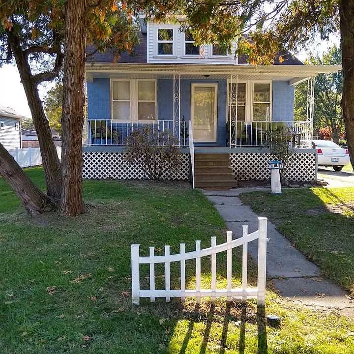 1st image of 23514 Deanhurst St