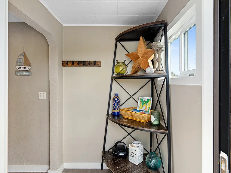 16435 McDonald Rd — Photo 10