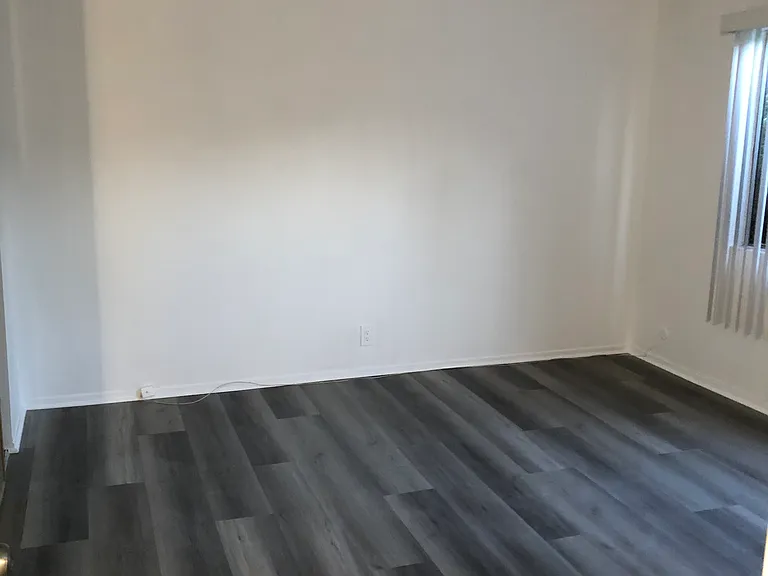 1323 N Fuller Ave #3 — Photo 16