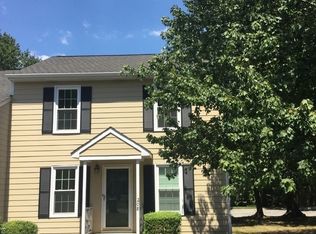 208 Bracken Ct, Raleigh, NC 27615