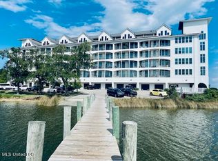 630 Bay Cove Dr UNIT 411, Biloxi, MS 39532