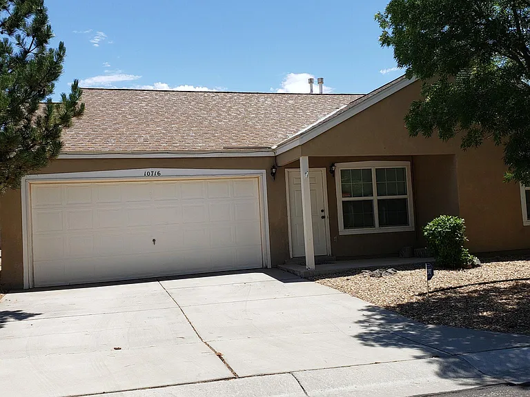 10716 Stanley Dr NW — Photo 1