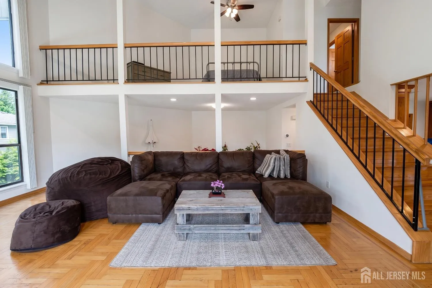 2 bed, 2.5 bath, 1604 sqft, $3,000 — Photo 4