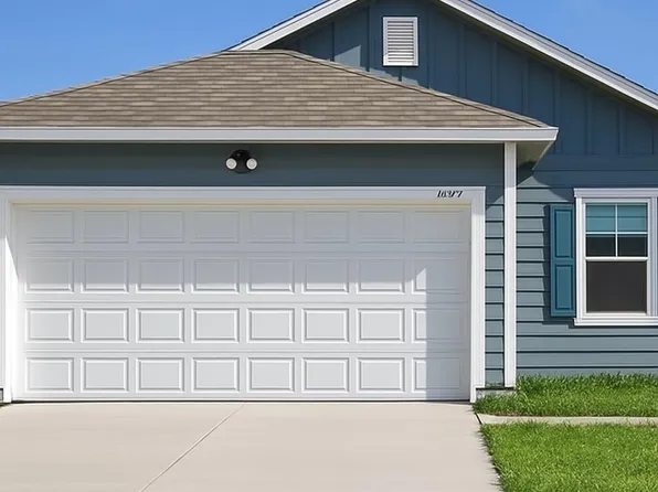 1937 Estes Flats Dr, Aransas Pass, TX 78336